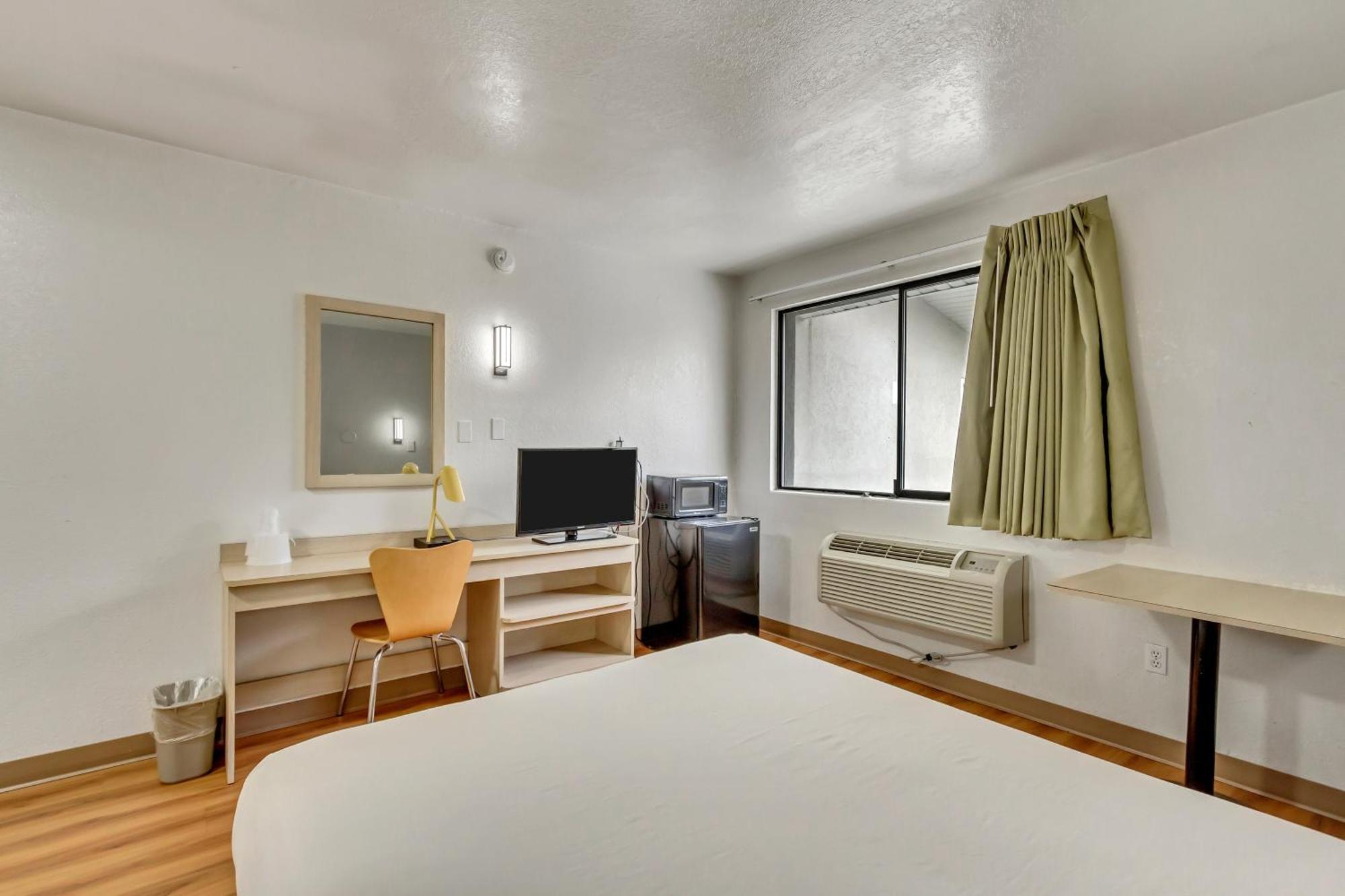 โมเทล 6 อ็อกเดน ยูทาห์-ดาวน์ทาวน์ Hotel ออกเดน ภายนอก รูปภาพ