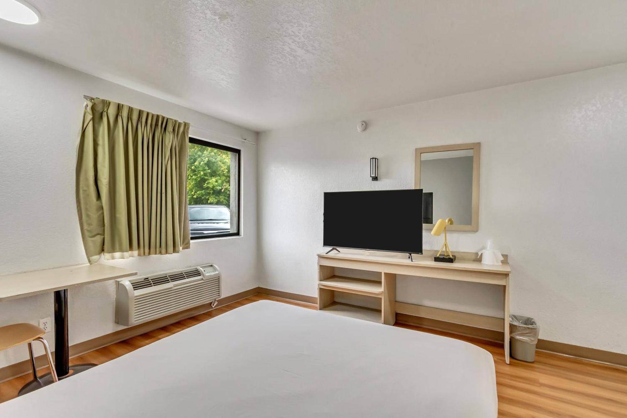 โมเทล 6 อ็อกเดน ยูทาห์-ดาวน์ทาวน์ Hotel ออกเดน ภายนอก รูปภาพ